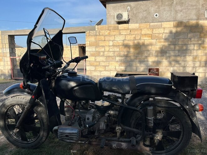 Dnepr K-750 1992, 5,800 km - 0.3 l - Salyan