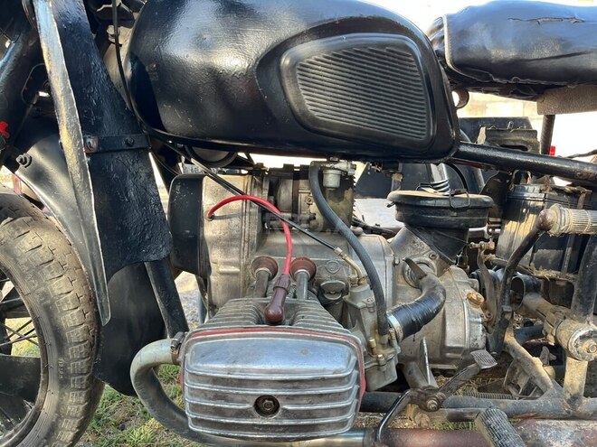 Dnepr K-750 1992, 5,800 km - 0.3 l - Salyan