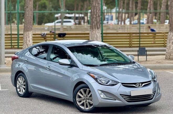 Hyundai Elantra 2015, 211,201 km - 1.8 л - Bakı