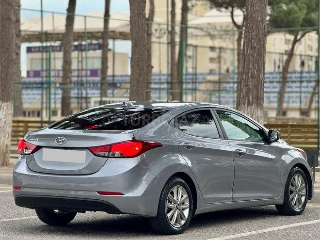 Hyundai Elantra 2015, 211,201 km - 1.8 л - Bakı
