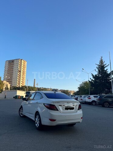 Hyundai Accent 2018, 238,000 km - 1.4 л - Bakı