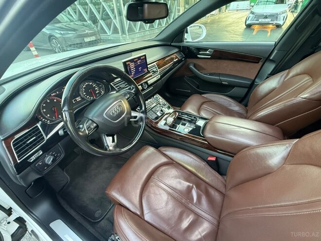 Audi A8 2013, 191,000 km - 4.0 l - Bakı