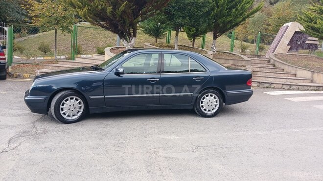 Mercedes E 220 2000, 496,000 km - 2.2 l - Oğuz
