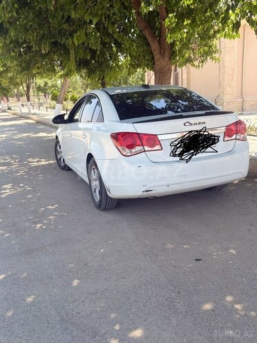 Chevrolet Cruze 2015, 286,000 km - 1.4 l - Naxçıvan