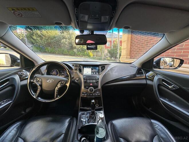 Hyundai Grandeur 2015, 202,528 km - 2.2 л - Bakı