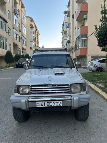 Mitsubishi Pajero 1995, 100,000 km - 2.4 l - Bakı
