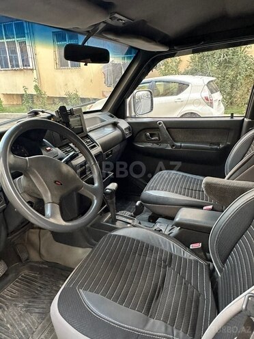 Mitsubishi Pajero 1995, 100,000 km - 2.4 l - Bakı