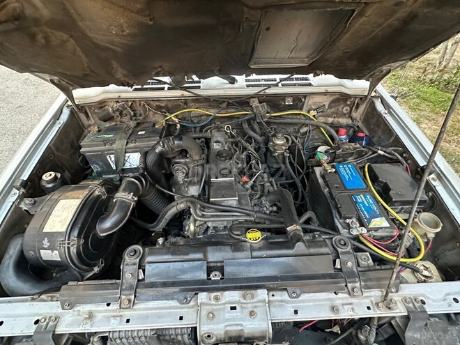 Mitsubishi Pajero 1995, 100,000 km - 2.4 l - Bakı