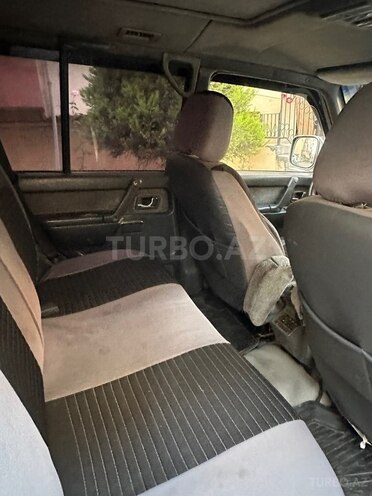Mitsubishi Pajero 1995, 100,000 km - 2.4 l - Bakı