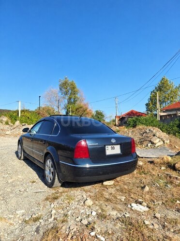 Volkswagen Passat 2004, 247,026 km - 1.8 l - Göyçay