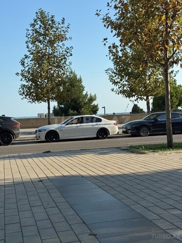 BMW 528 2014, 180,000 km - 2.0 l - Bakı