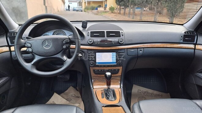 Mercedes E 350 2008, 220,000 km - 3.5 l - Gəncə