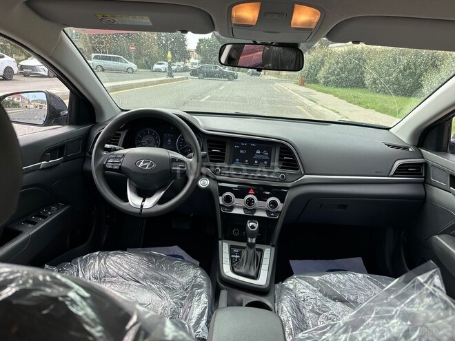 Hyundai Elantra 2018, 96,000 km - 1.6 l - Bakı