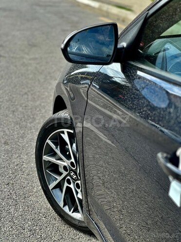 Hyundai Elantra 2018, 96,000 km - 1.6 l - Bakı
