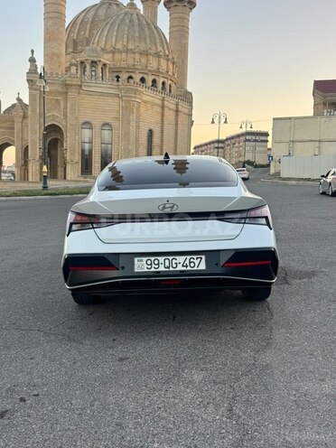 Hyundai Elantra 2024, 35,782 km - 1.6 л - Sumqayıt
