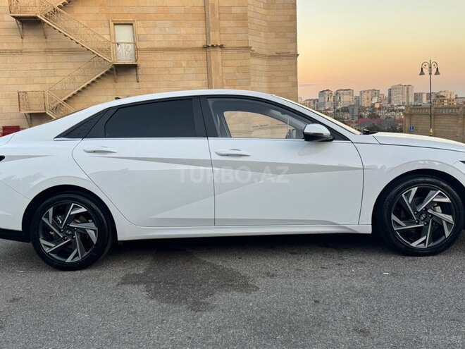 Hyundai Elantra 2024, 35,782 km - 1.6 л - Sumqayıt