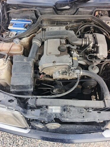 Mercedes E 200 1994, 250,000 km - 2.0 л - Gəncə