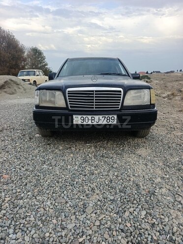 Mercedes E 200 1994, 250,000 km - 2.0 л - Gəncə
