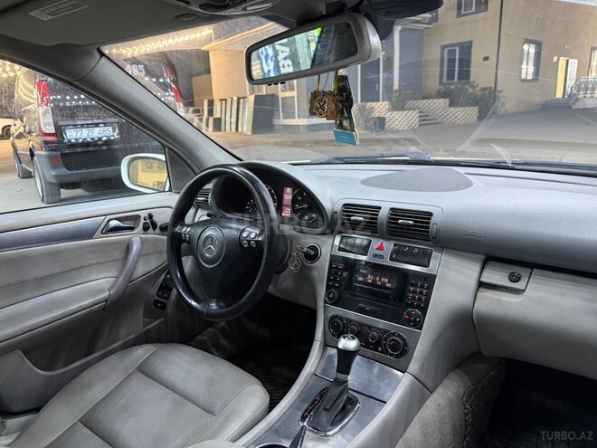Mercedes C 230 2006, 270,000 km - 2.5 l - Bakı