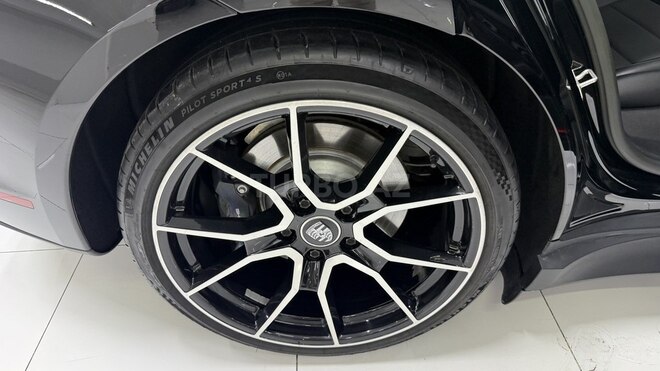 Porsche Taycan 2023, 30,000 km - 0.0 l - Bakı