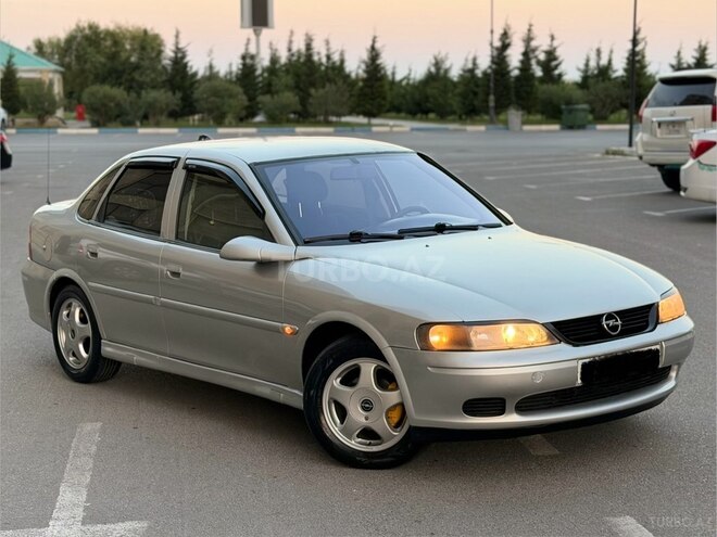 Opel Vectra 1999, 324,000 km - 1.8 l - Bakı