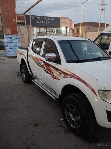 Mitsubishi L200 2012, 306,680 km - 2.5 l - Sumqayıt