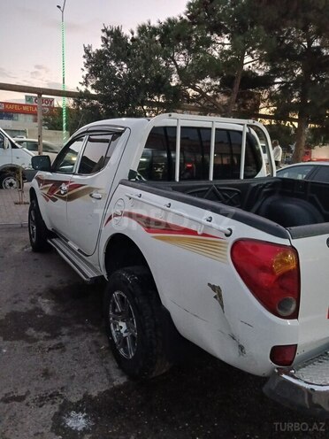 Mitsubishi L200 2012, 306,680 km - 2.5 l - Sumqayıt