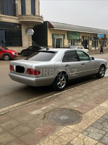 Mercedes E 280 1997, 336,000 km - 2.8 l - Şirvan