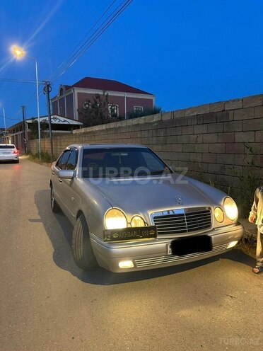 Mercedes E 280 1997, 336,000 km - 2.8 l - Şirvan