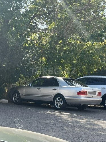 Mercedes E 280 1997, 336,000 km - 2.8 l - Şirvan