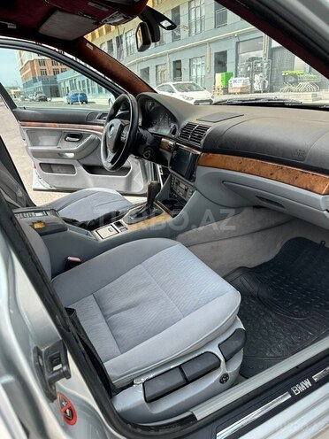 BMW 523 1998, 280,000 km - 2.5 l - Sumqayıt