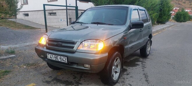 Chevrolet Niva 2008, 400,000 km - 1.7 l - Laçın