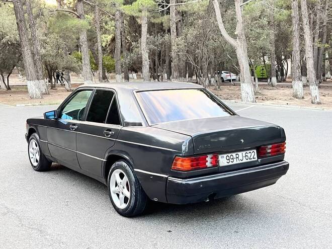 Mercedes 190 1991, 306,000 km - 2.0 l - Sumqayıt