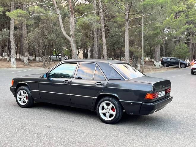 Mercedes 190 1991, 306,000 km - 2.0 l - Sumqayıt