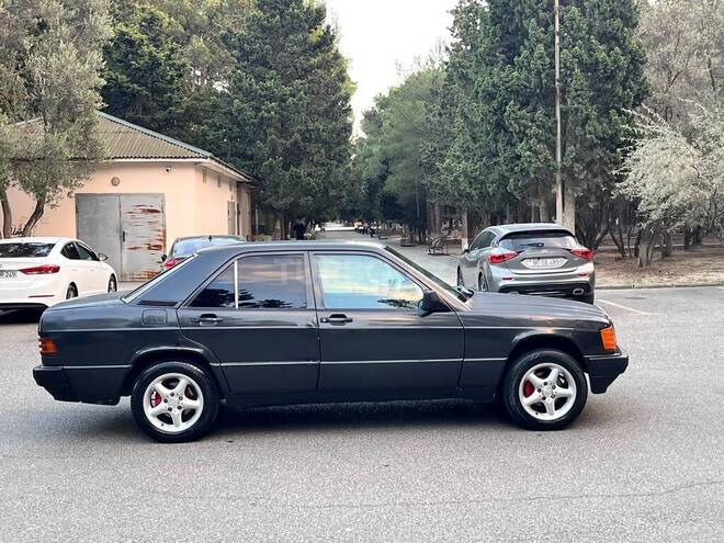 Mercedes 190 1991, 306,000 km - 2.0 l - Sumqayıt