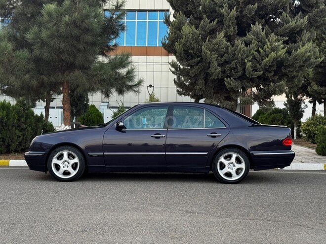 Mercedes E 240 2000, 368,000 km - 2.4 л - Saatlı