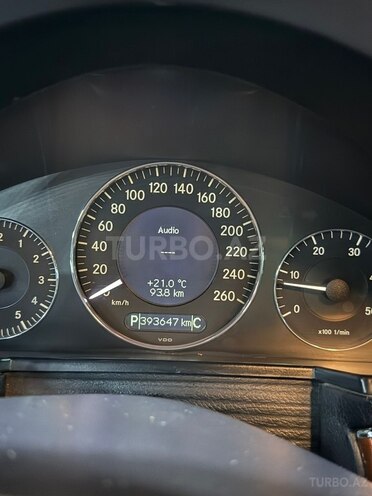 Mercedes E 220 2006, 393,000 km - 2.2 l - Bakı