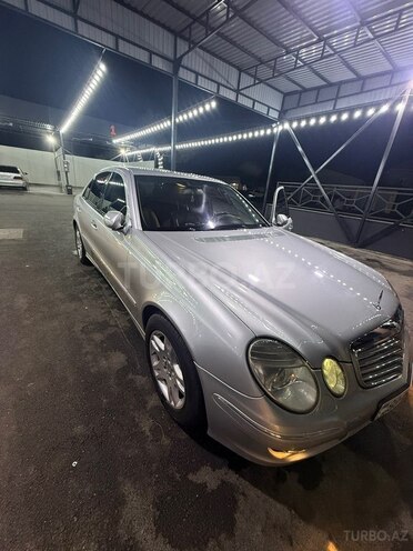 Mercedes E 220 2006, 393,000 km - 2.2 l - Bakı