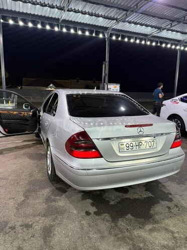 Mercedes E 220 2006, 393,000 km - 2.2 l - Bakı