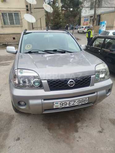 Nissan X-Trail 2004, 342,000 km - 2.0 l - Yardımlı