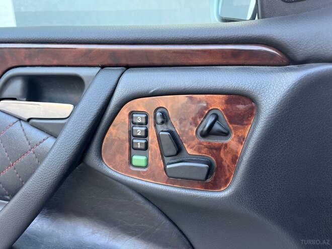 Mercedes E 240 2000, 450,000 km - 2.4 l - Bakı