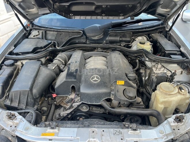 Mercedes E 240 2000, 450,000 km - 2.4 l - Bakı