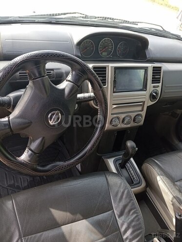 Nissan X-Trail 2004, 342,000 km - 2.0 l - Yardımlı