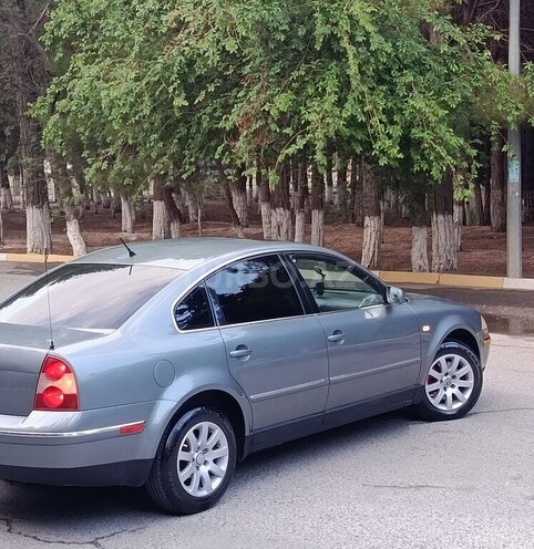 Volkswagen Passat 2002, 248,000 km - 1.8 l - Sumqayıt