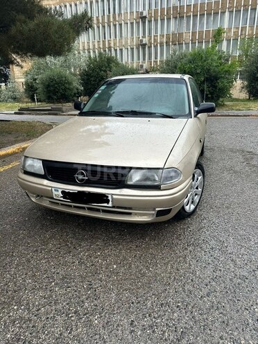 Opel Astra 1996, 350,000 km - 2.0 л - Sumqayıt