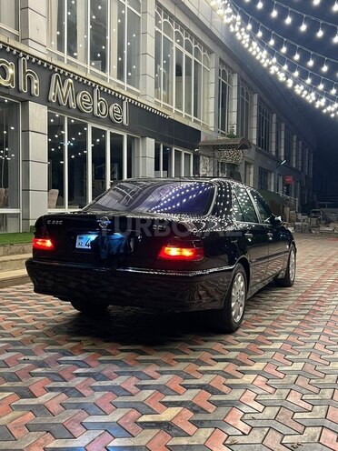 Mercedes C 220 1998, 100,000 km - 2.2 l - Masallı