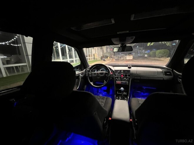 Mercedes C 220 1998, 100,000 km - 2.2 l - Masallı