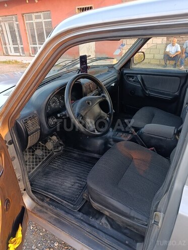 GAZ 31105 2007, 200,000 km - 2.3 l - Biləsuvar