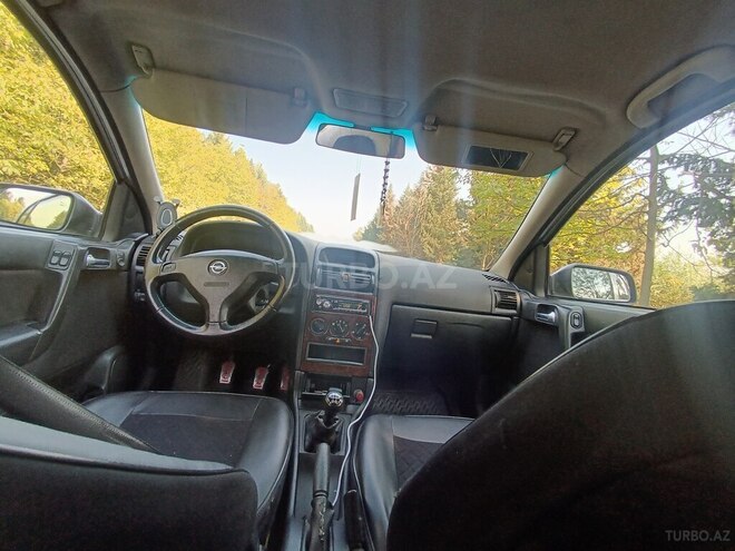 Opel Astra 2000, 280,858 km - 1.6 l - Qax