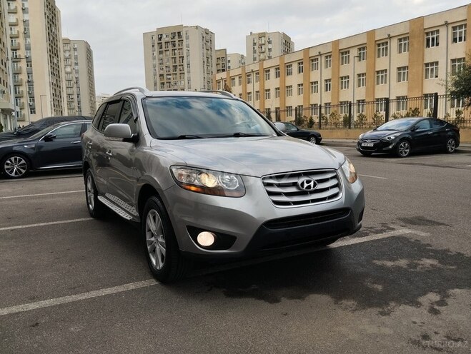 Hyundai Santa Fe 2009, 285,000 km - 2.0 л - Bakı